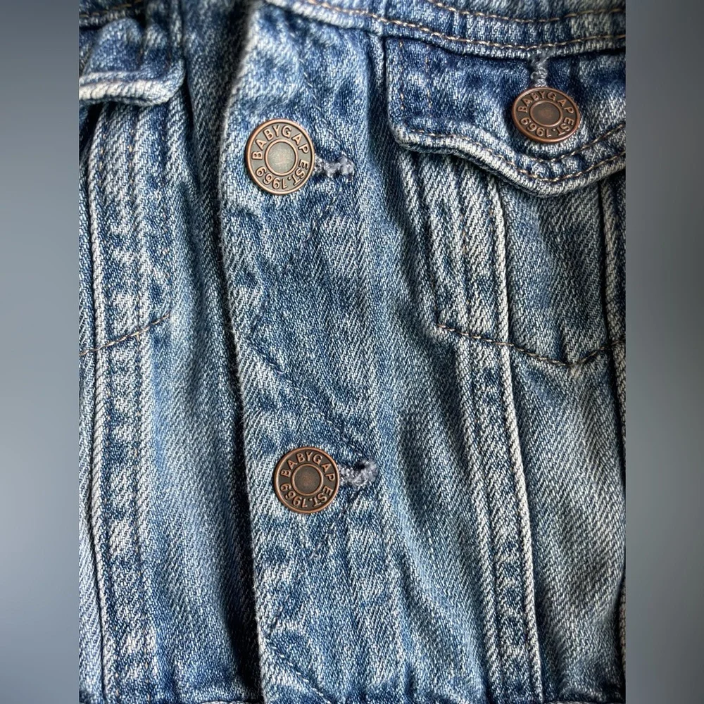 0-6M Gap Baby Jean / Denim Jacket with Soft Knit Heather Gray Hood and Sleeves - Picture 7 of 7
